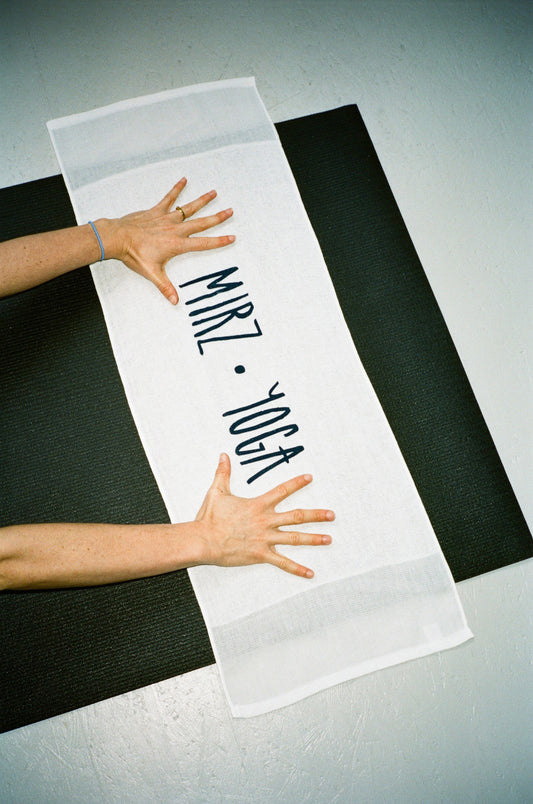 SERVIETTE JAPONAISE ANTI-DERAPANTE